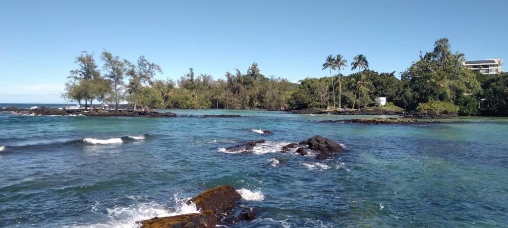 Kealoha Beach Park shoreline